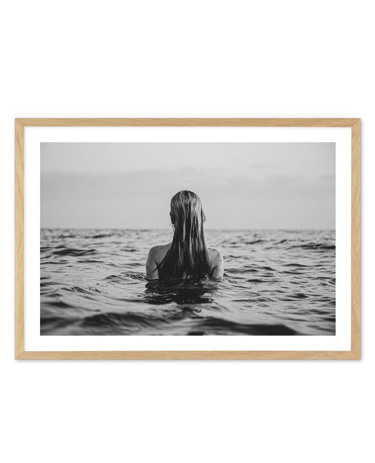 L'Ocean I Art Print